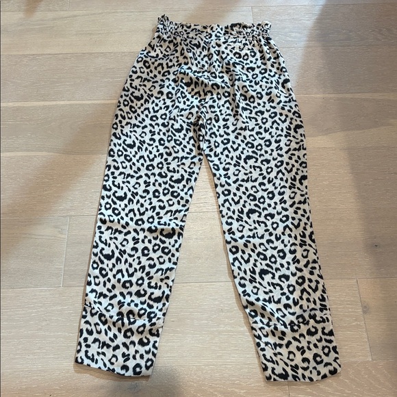 Leopard Print women’s Bottoms - Picture 2 of 5